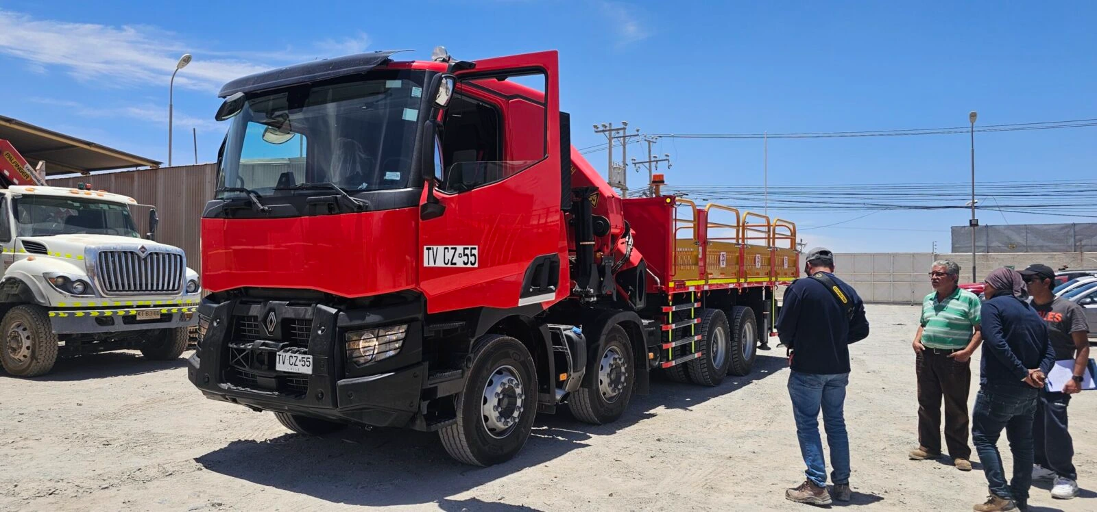 Camión Pluma Renault C440